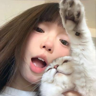 手比眼睛更粉